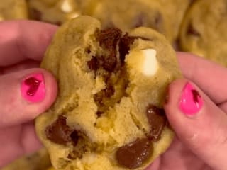 These are the BEST chocolate chip cookies! Thick, chewy and sof…