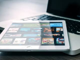 5 Benefits of Replacing Business Laptops with Business Tablets