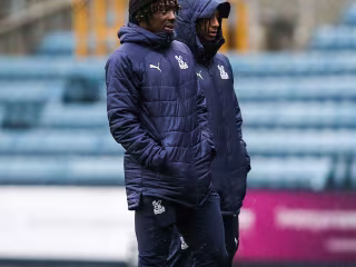 How to Play Football in Winter Weather