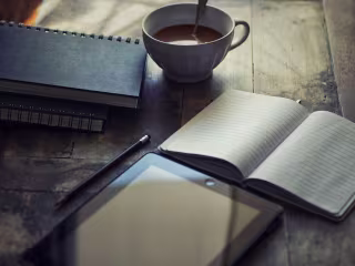 How to Start a Blog as a Freelance Writer: The Ultimate Guide 