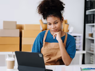 STRATEGIES FOR OVERCOMING CHALLENGES FACED BY STARTUPS AND SMEs