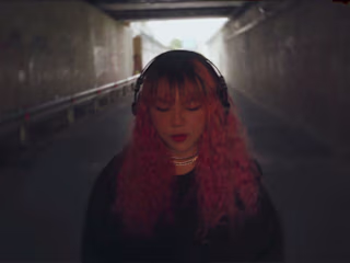 Hani (D38) | ' Mây vút trôi ' Official MV - YouTube