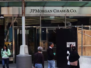 JPMorgan Executives Believed 'Nymphettes' Were At Epstein's Hou…