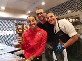 Caroline Garcia Visits Giapo!