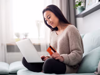 E-Commerce Predictions, Opportunities, and Threats for 2025