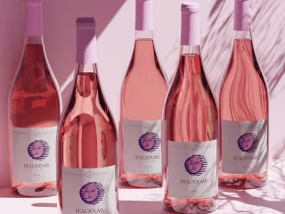 Rose Wine bottle :: Label Design 