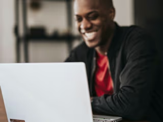 7 Powerful Ways to Build a Business Network Online