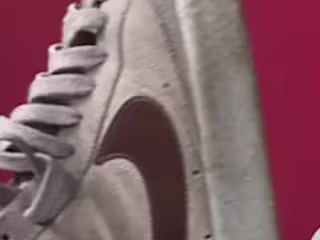 Social Cut - Carbon Footprint Of A Sneaker