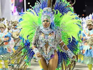 From Cheesy Bread to Fried Milk, a Guide to the Best Carnival F…