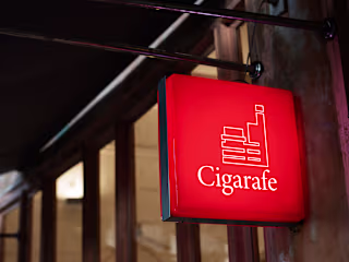 Logo's : Behance