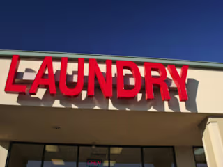 Phoenix, AZ – Searching for a Custom Sign Company / Shop in Mar…