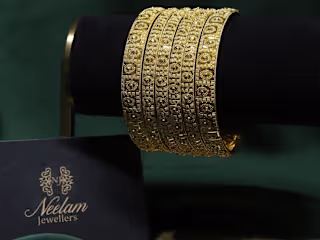 Neelam Jewellers (@neelamjewellers) • Instagram photos and vide…