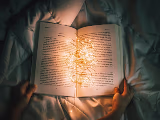The Secret to Stories That Stick: How to Craft an Emotional Arc…