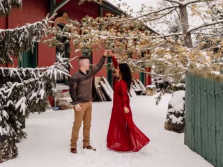 Vibrant Snowy Engagement Session in Northern Ohio - Popped Blog