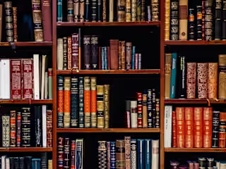 What to Consider When Applying to Law Schools