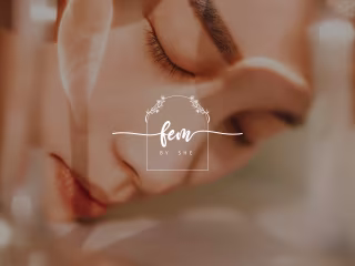 Minimal, Modern Feminine Logo