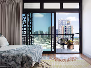 An Artful, Modern Oasis in the City