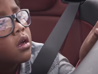 Mercedes-Benz Talks to the Experts in Wonder