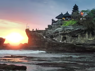 Exploring the Enchanting Wonders of Bali