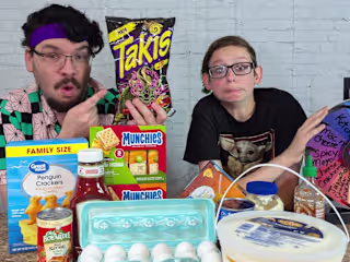 ICE CREAM SURPRISE | EPIC Food Challenge - YouTube