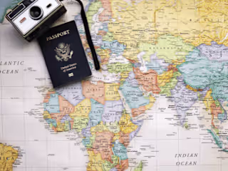 Two  major airlines - SEO articles