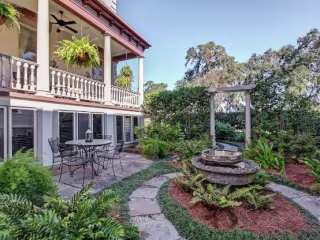 The Perfect Girls Weekend in Savannah, GA