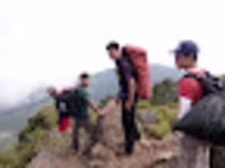 7 summit, apa iya?