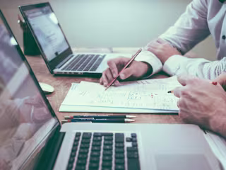 Enterprise Tech Implementation & Change Management