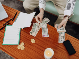 A blog about the money app Cleo for a customer on Fiverr