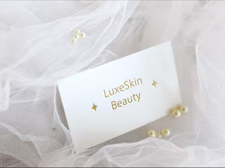LuxeSkin Beauty Logo/Mockup