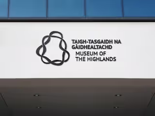 Bilingual Branding and Exhibition Design