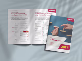 Modern 24 pages report, with superb typography and infographics