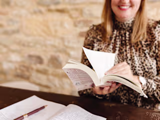 5 Essential Plot Structure Tips for First-Time Novel Writers
