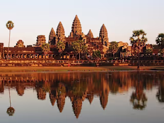 Exploring Cambodia's Dark History and Natural Beauty: A Journey…