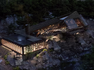 Luxury Leisure House Design