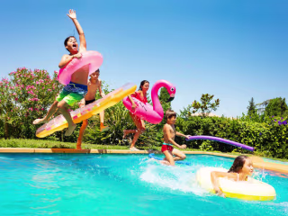 9 Creative Backyard Pool Ideas on a Budget for Hot Summers