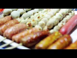 VLOG - Airbnb #LiveThere #InThailand