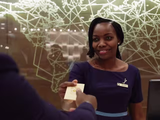 ELEVATING LUXURY: THE ENVOY HOTEL'S CAPTIVATING VISUAL PROMO