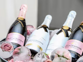 Luxury goods : B2B Commerce with Salesforce