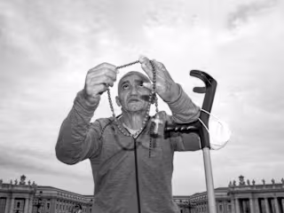 Street Photography w. Perry Hall || Walk by Frame - YouTube