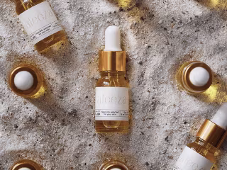 Branding Design for Aleeza: Skincare with Botanical oils