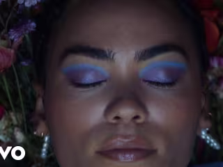 Madison McFerrin - (Please Don't) Leave Me Now (Official Video)…