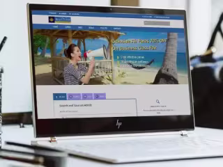 Web Application of Royal Travels 