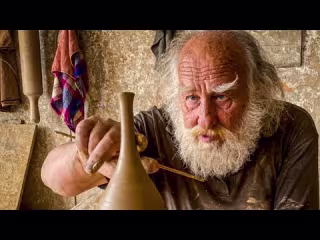 The Master Potter of Santorini, Greece - YouTube