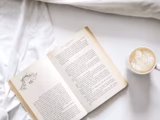 Books Every 20-Something Woman Should Read | Her Campus
