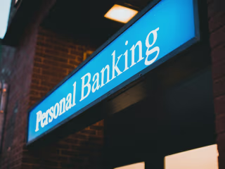 Blockchain-based KYC onboarding for financial institutions