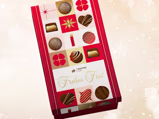 Christmas Packaging Design for Aramaz Digital