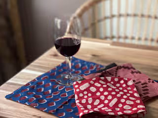 What is a Cocktail Napkin and What Size Should It Be?