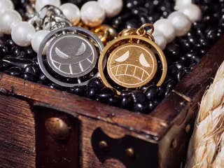Golden Ant Ace Necklace