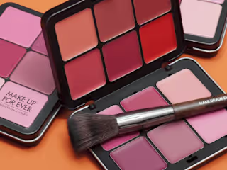 Cosmetics addiction!